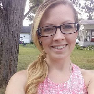 Meet your Posher, Brooke